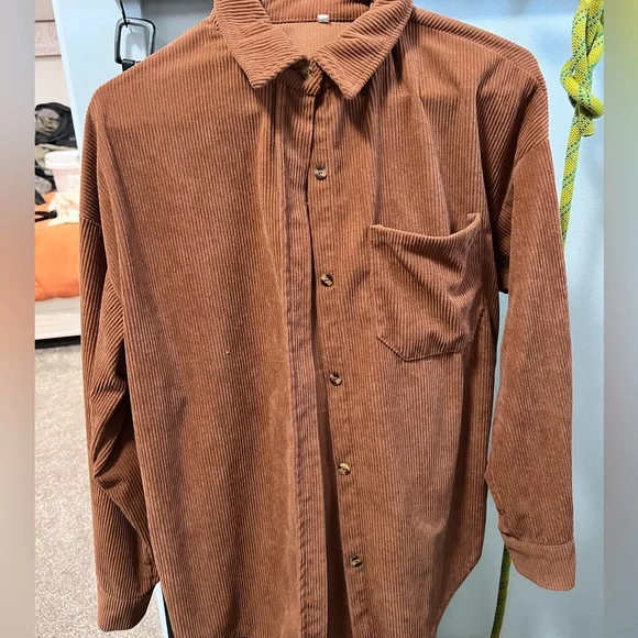 Shacket - Picture 1 of 1